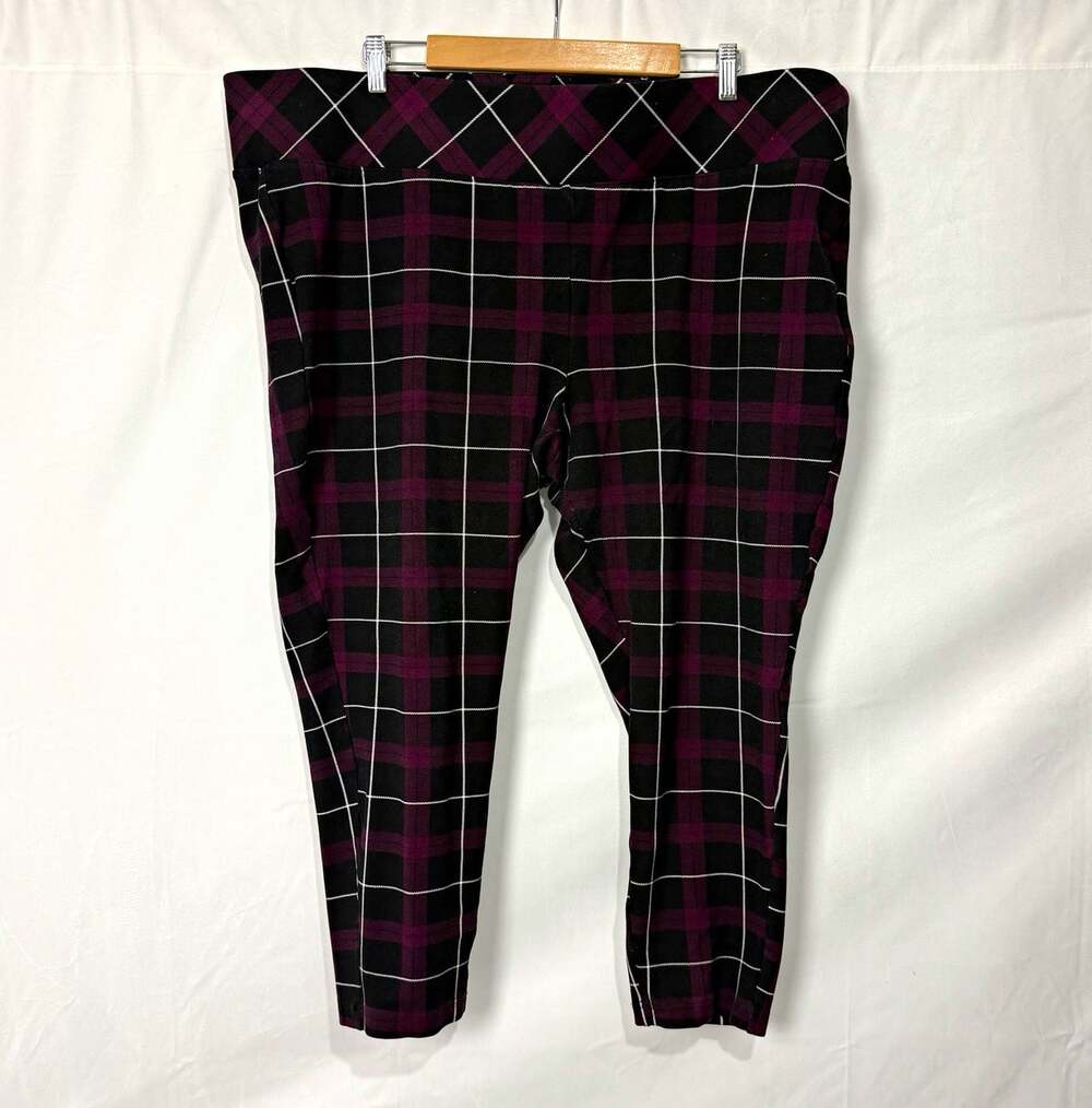 Torrid Women’s Plus Plaid Ankle Cropped Leggings Black/Purple Size 4X